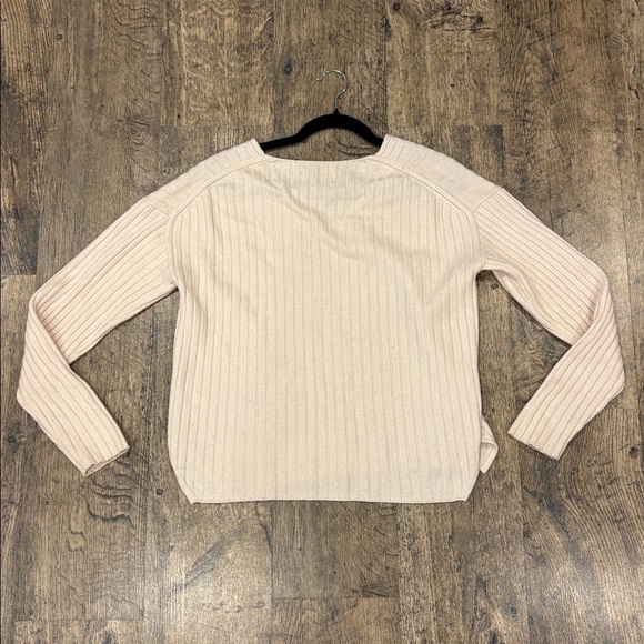 Wilfred free 100% Merino Wool Oversized Ribbed Sweater - Cream. - Picture 9 of 12
